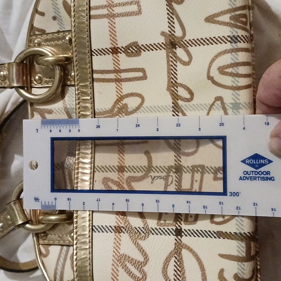 Small satchel gold accent coach - Picture 4 of 10